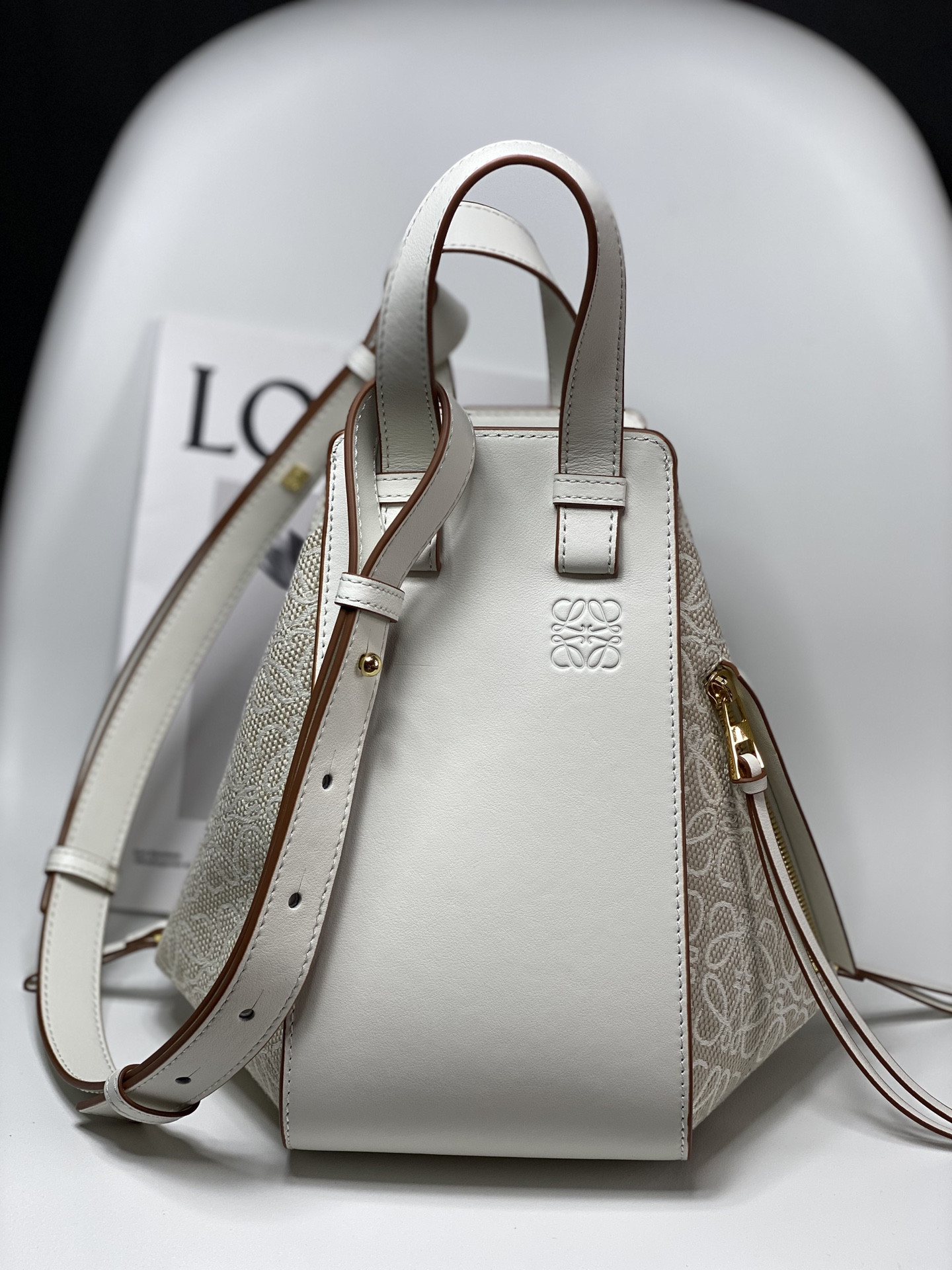 Loewe Small Hammock bag in soft grained calfskin 30x13.5x25cm