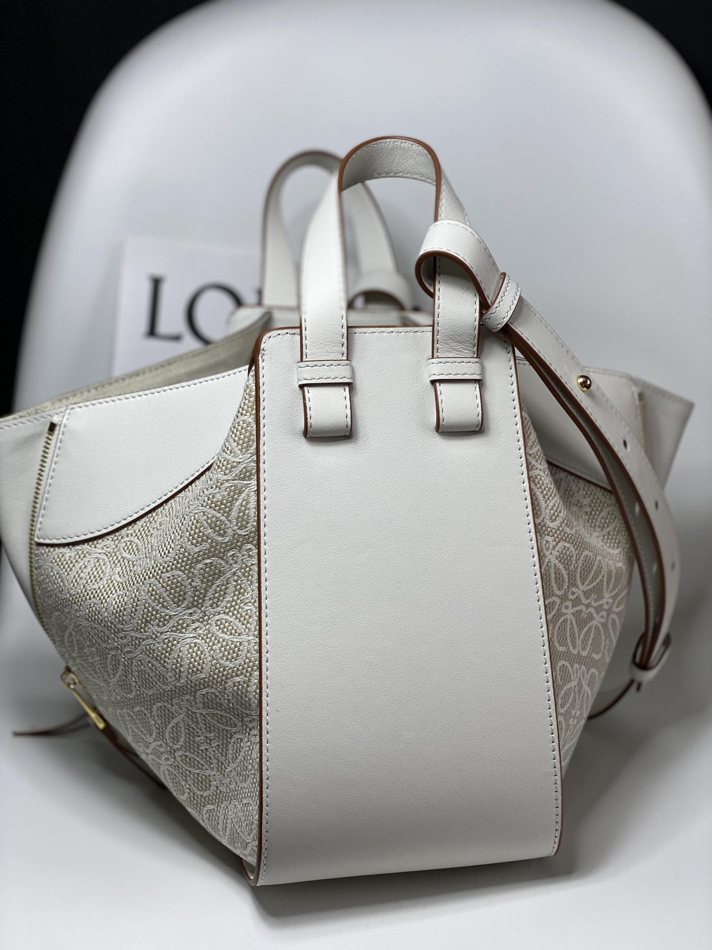 Loewe Small Hammock bag in soft grained calfskin 30x13.5x25cm