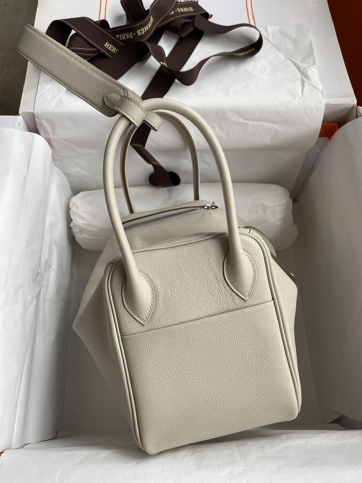 Hermes Lindy 26cm