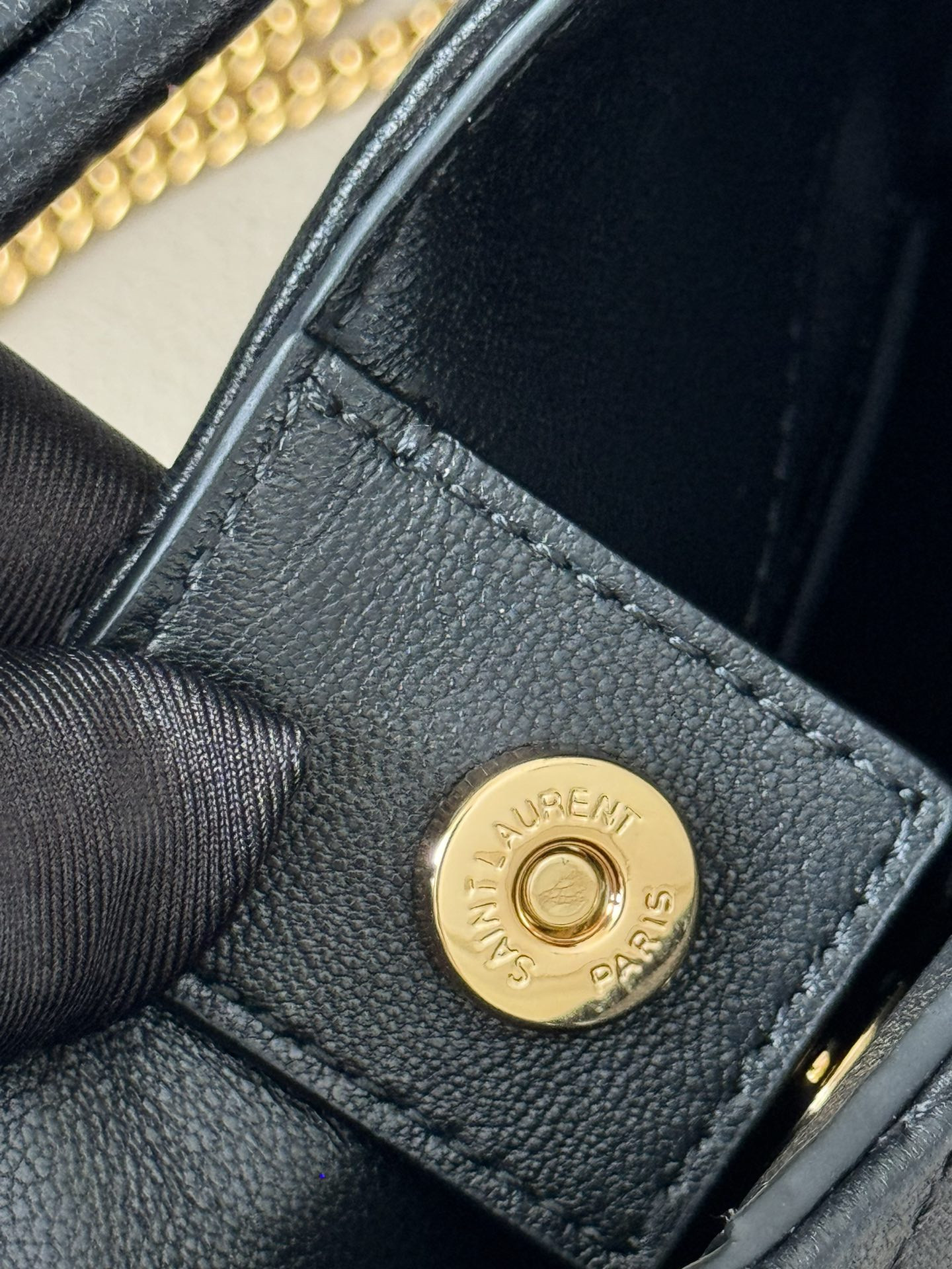 YSL SADE hobo in lambskin 19 X 21 X 4 CM