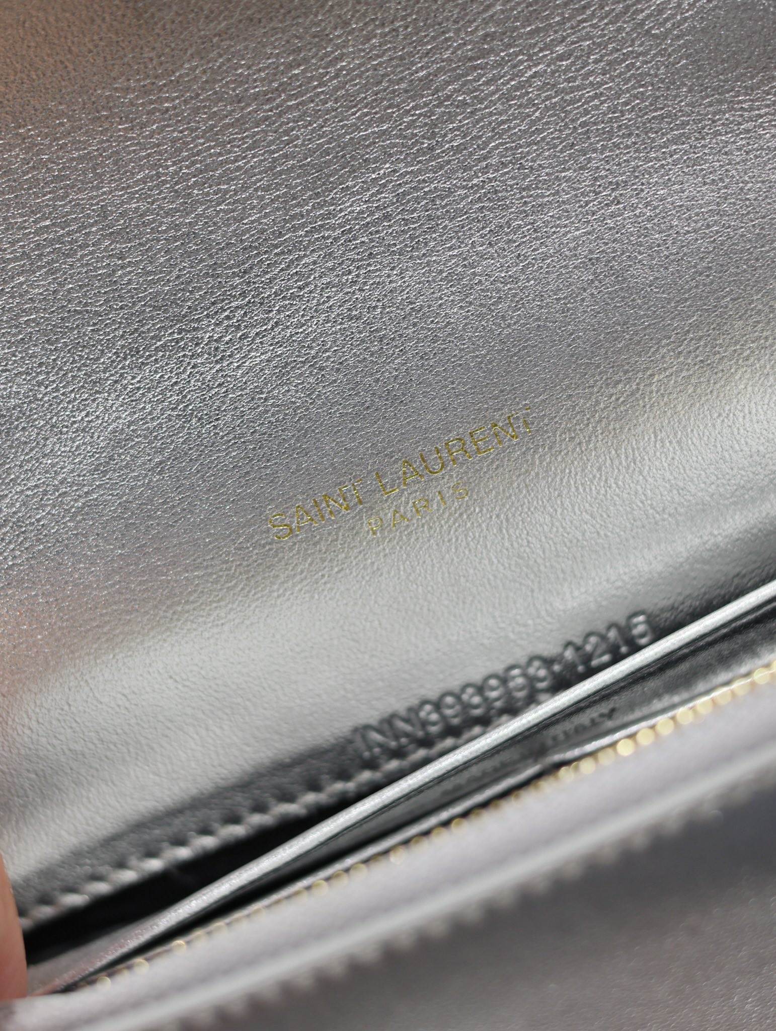 YSL Cassandra WOC envelope chain wallet 19x12.5x3.5cm