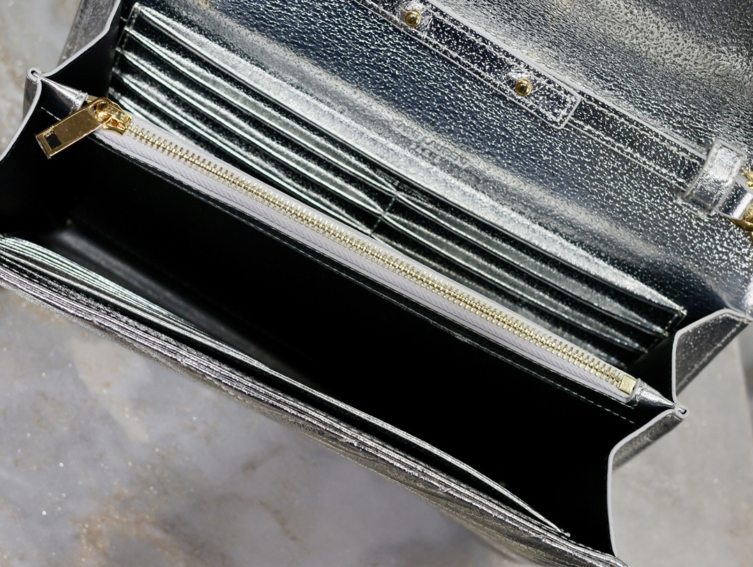 YSL Cassandra Monogram Classic Chain Wallet 22.5 x 14 x 4cm