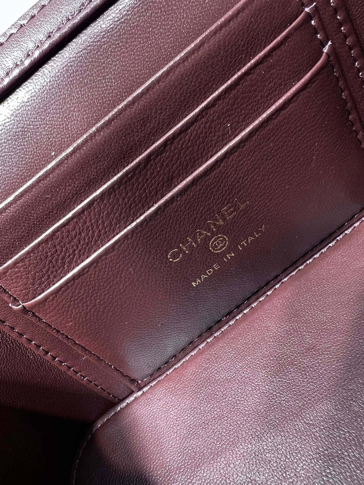 Chanel Clutch With Chain 9.5x 17x 8CM