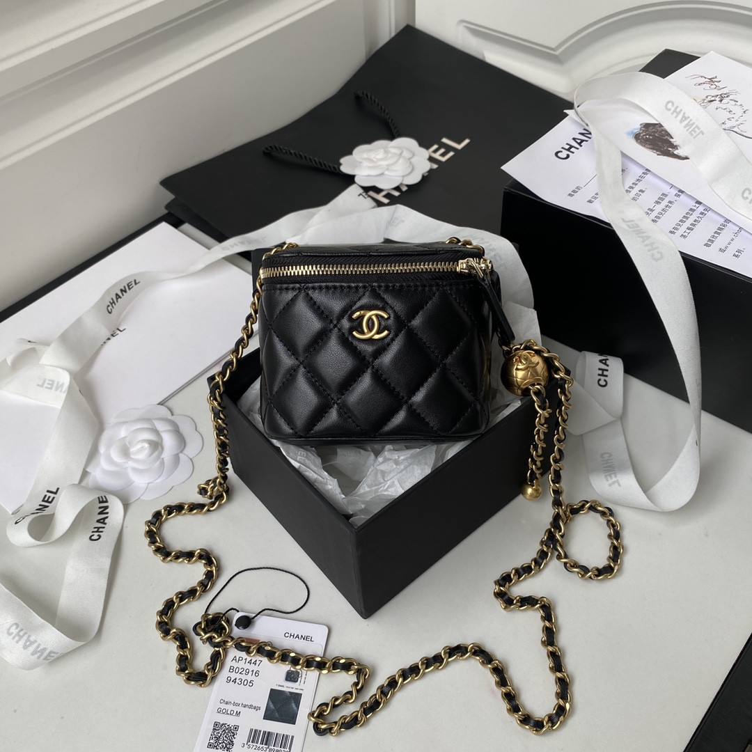 Chanel MINI box BAG