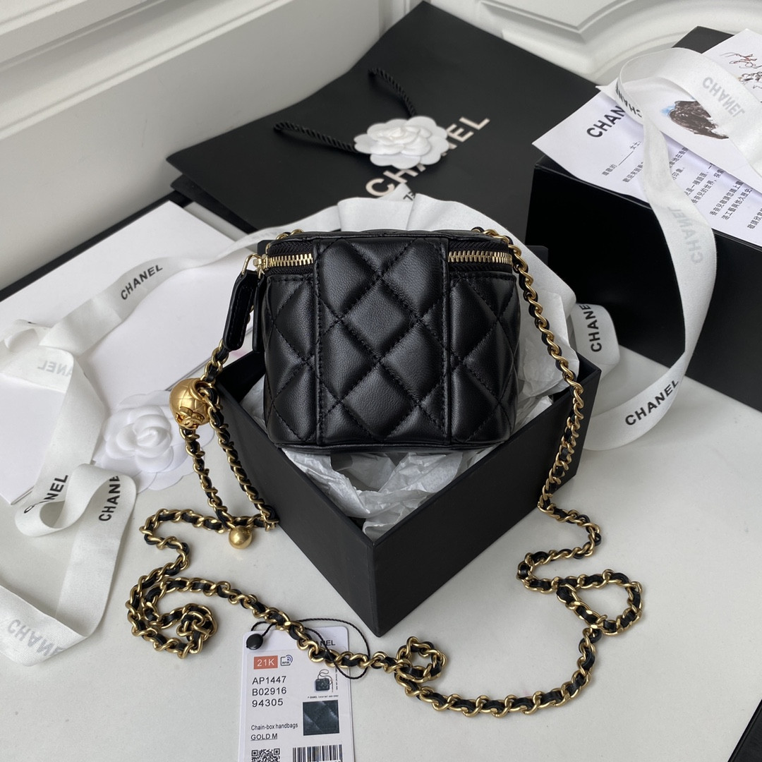 Chanel MINI box BAG