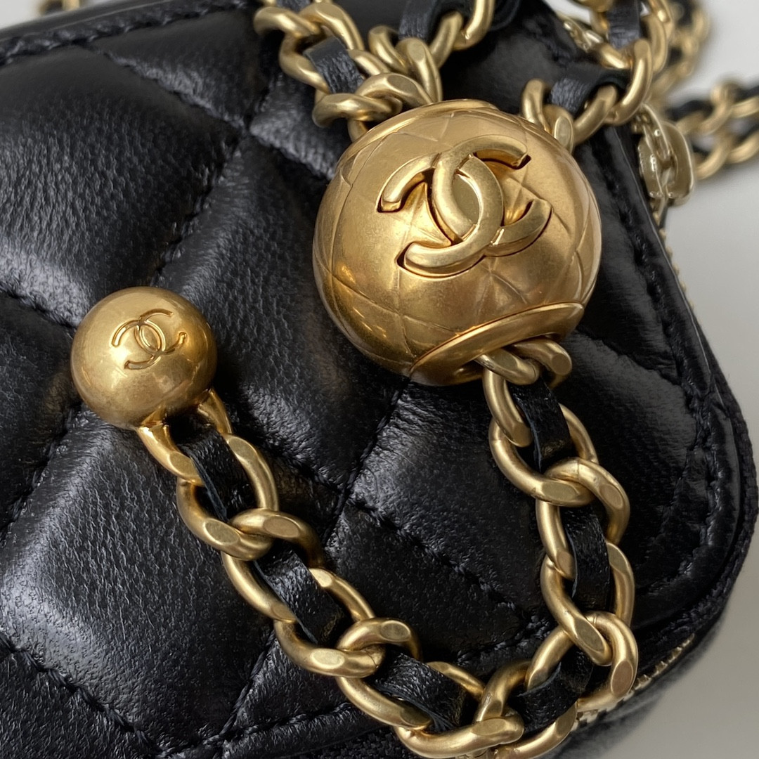 Chanel MINI box BAG