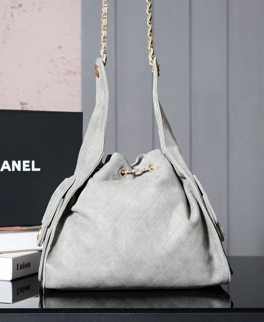 CHANEL 25C Bucket Bag 26x30x14cm