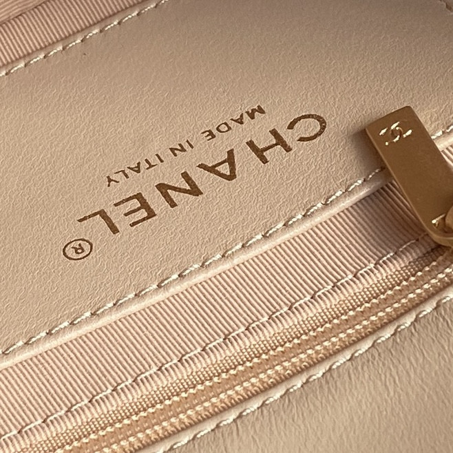 CHANEL FALL-WINTER 2024-25 SMALL FLAP BAG 13x21x7cm