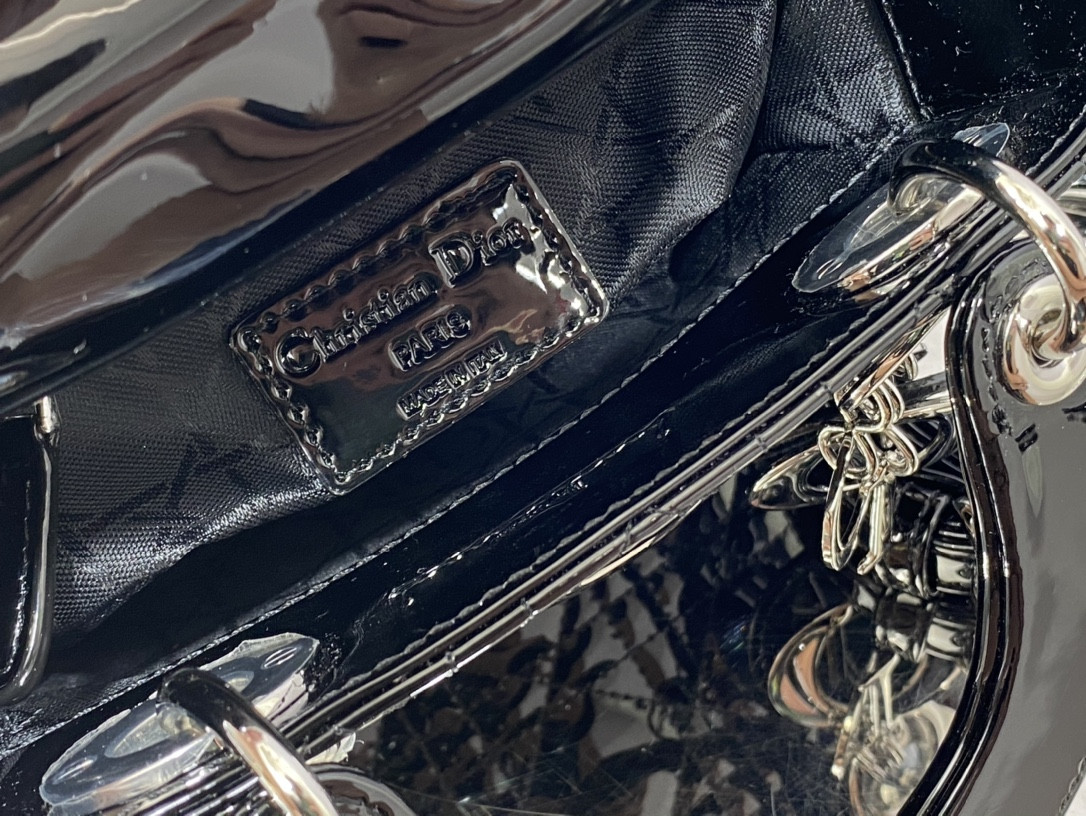 Mini Lady Dior Bag Patent Cannage Calfskin 17 x 15 x 7 cm