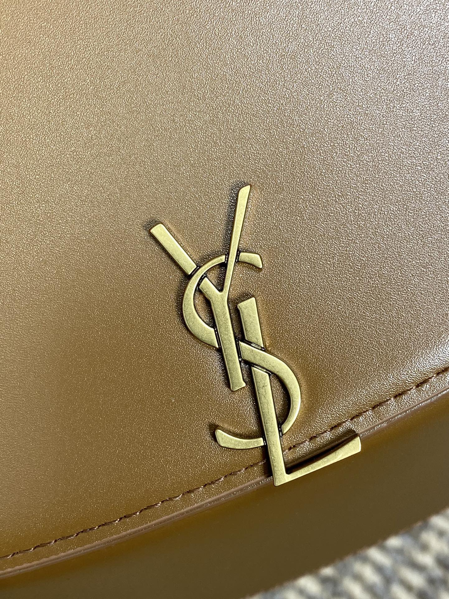 YSL VOLTAIRE TOP HANDLE in BOX SAINT LAURENT 17.5X21X8cm