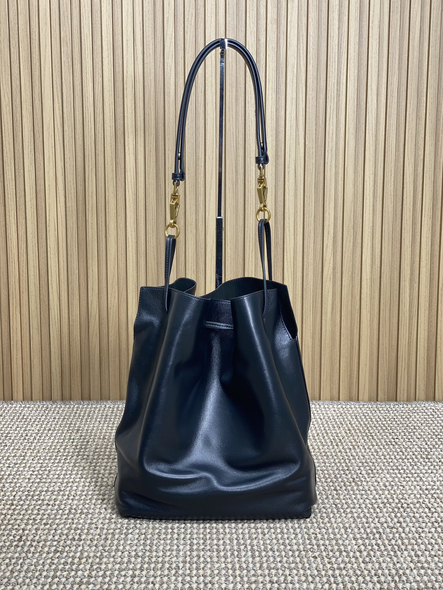 YSL PARIS VII pochon in lambskin 24X30X12cm
