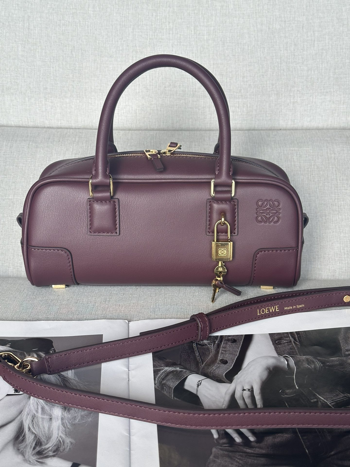 Loewe Amazona 23 Cropped bag in nappa calfskin 23x11x10cm