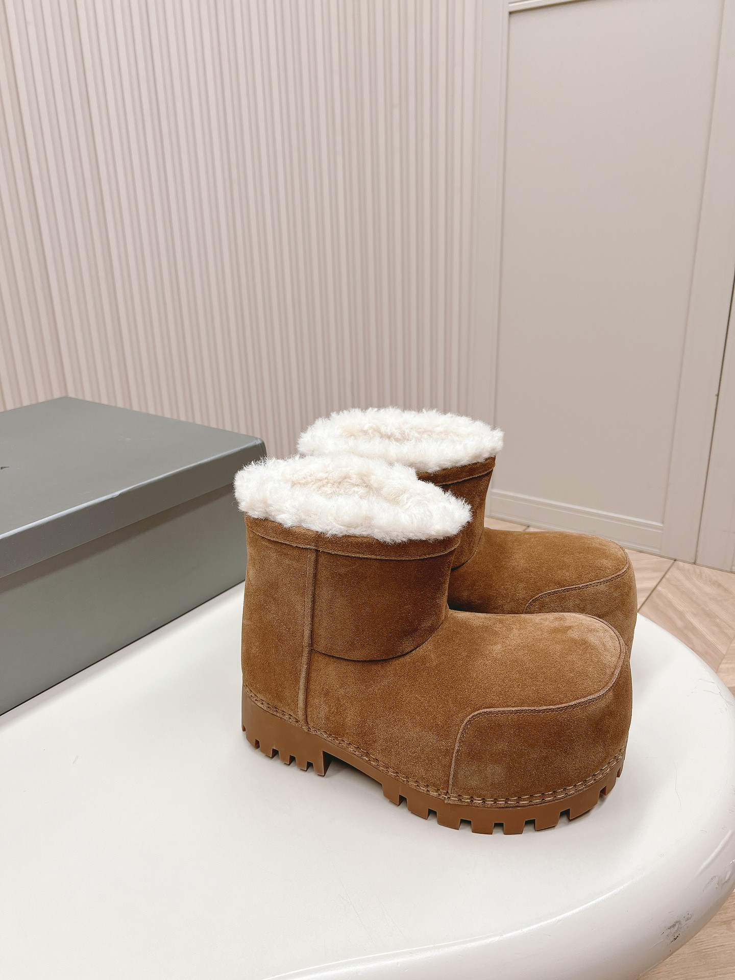 UA Balenciaga Snow Boot