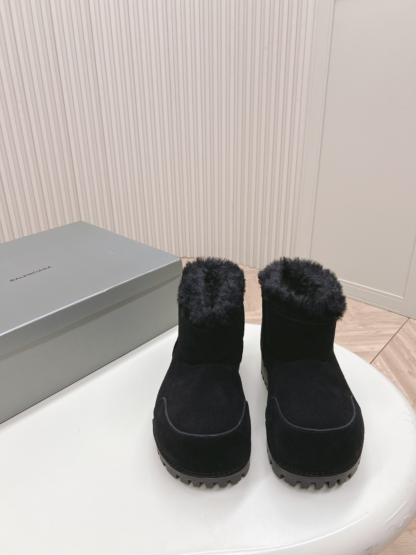 UA Balenciaga Snow Boot