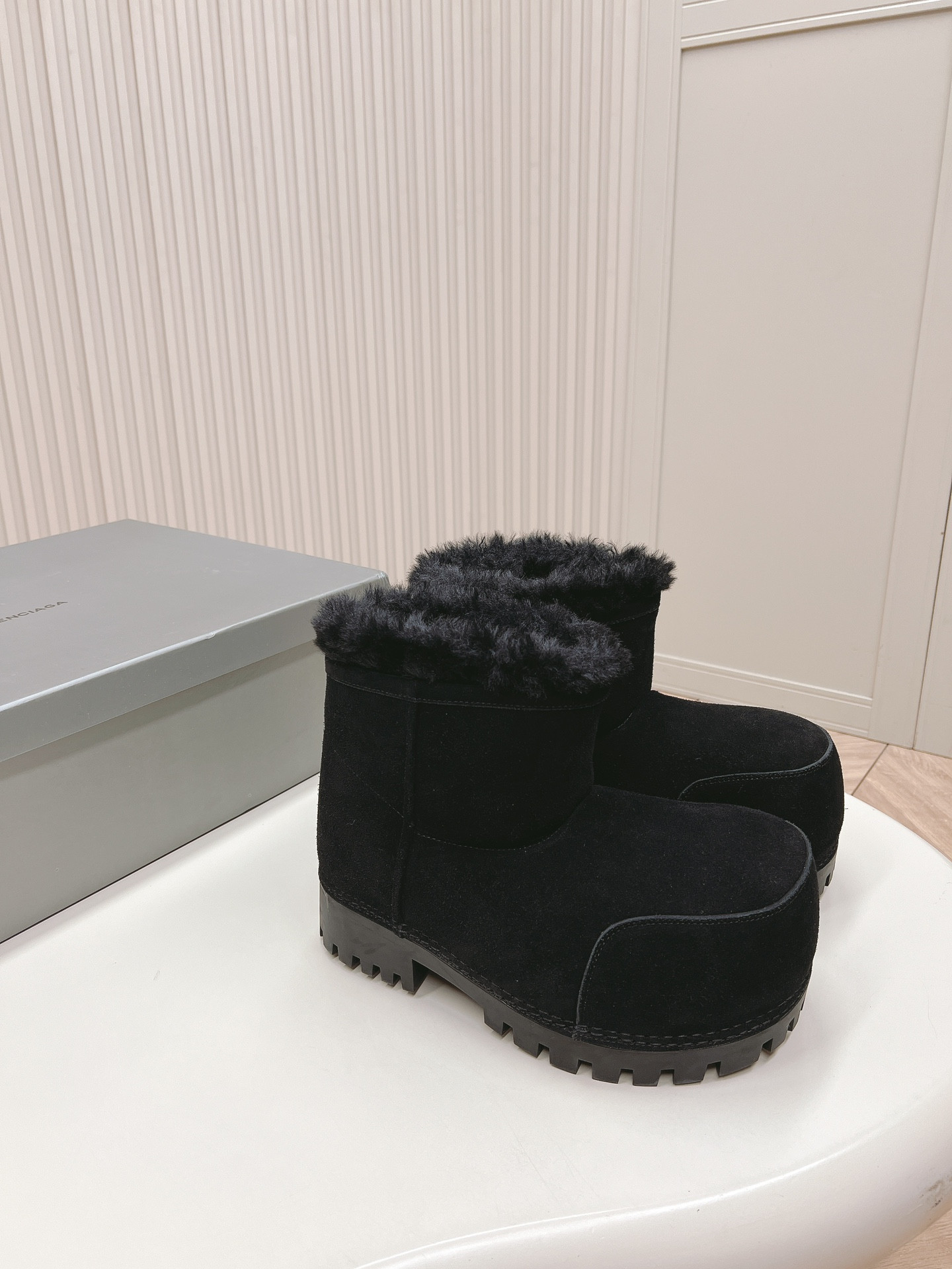 UA Balenciaga Snow Boot