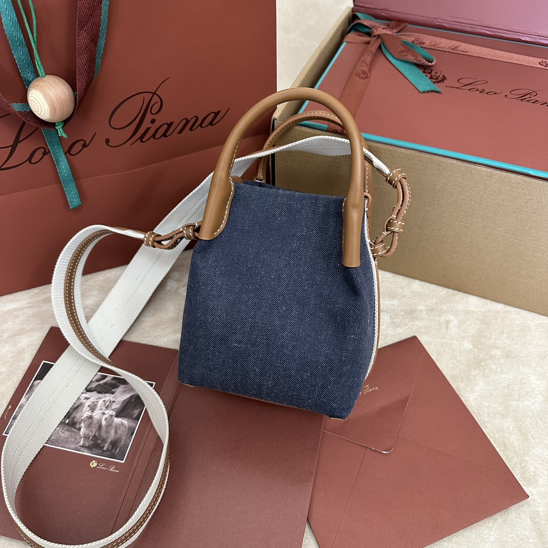 Loro Piana Micro Bale Cotton bag 23x16x14cm