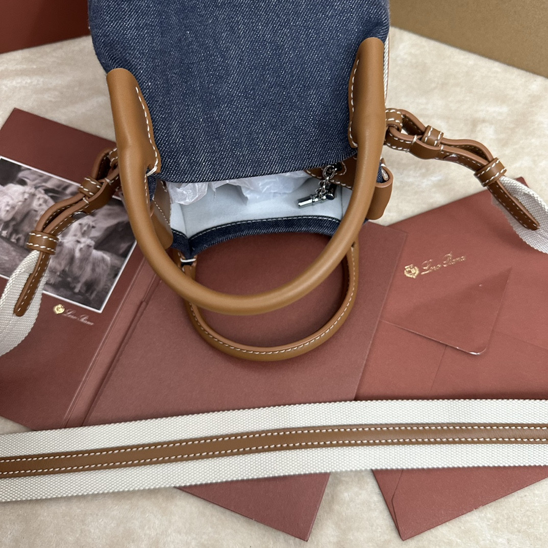 Loro Piana Micro Bale Cotton bag 23x16x14cm