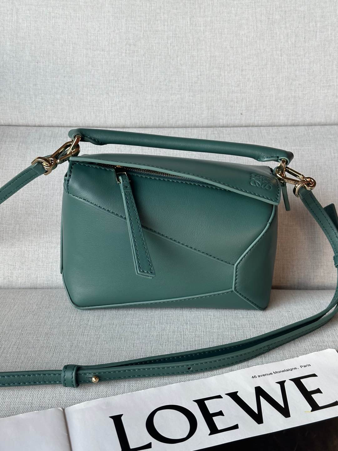 Loewe Mini Puzzle bag in classic calfskin 18x12.5x8cm