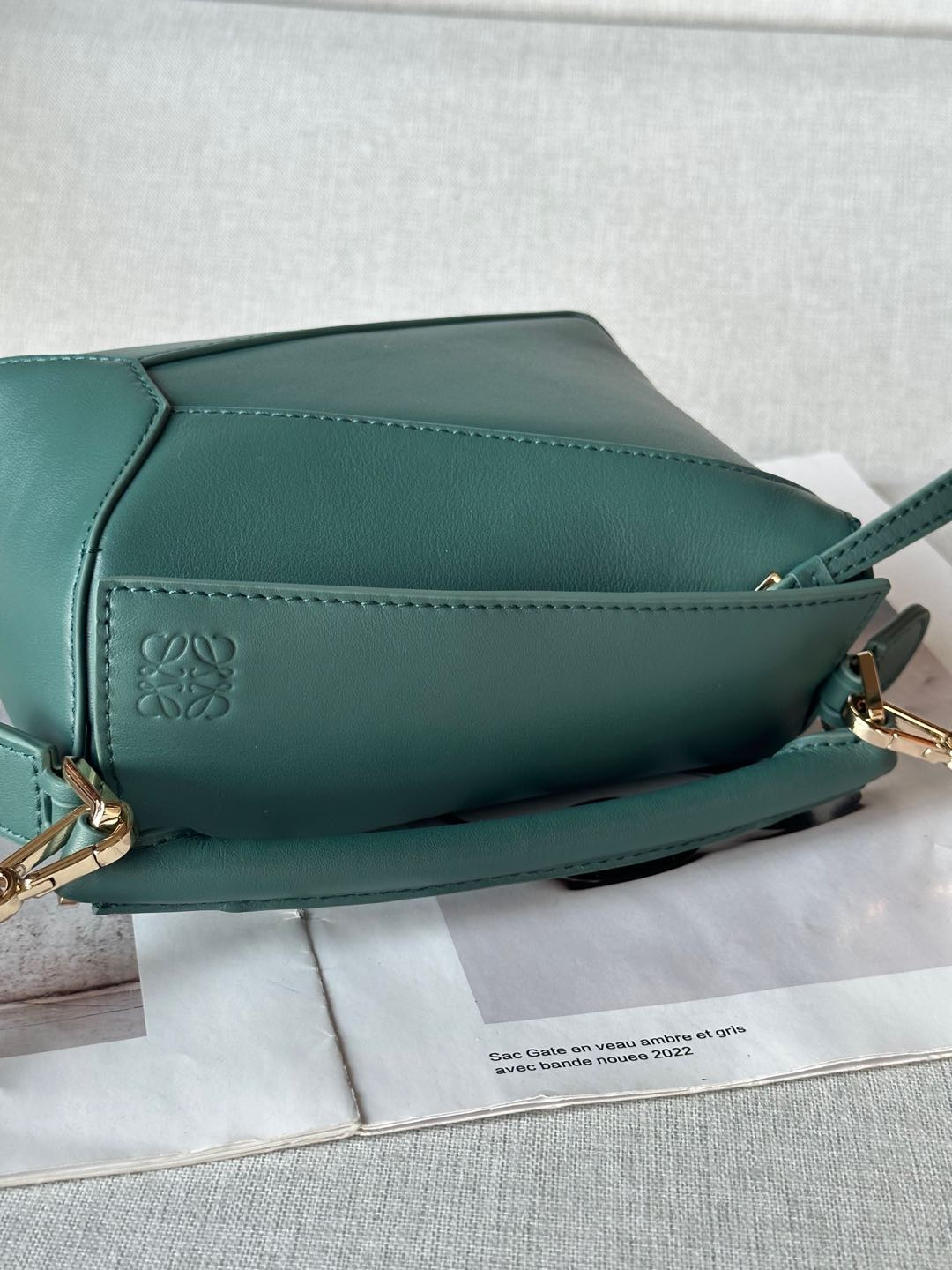 Loewe Mini Puzzle bag in classic calfskin 18x12.5x8cm