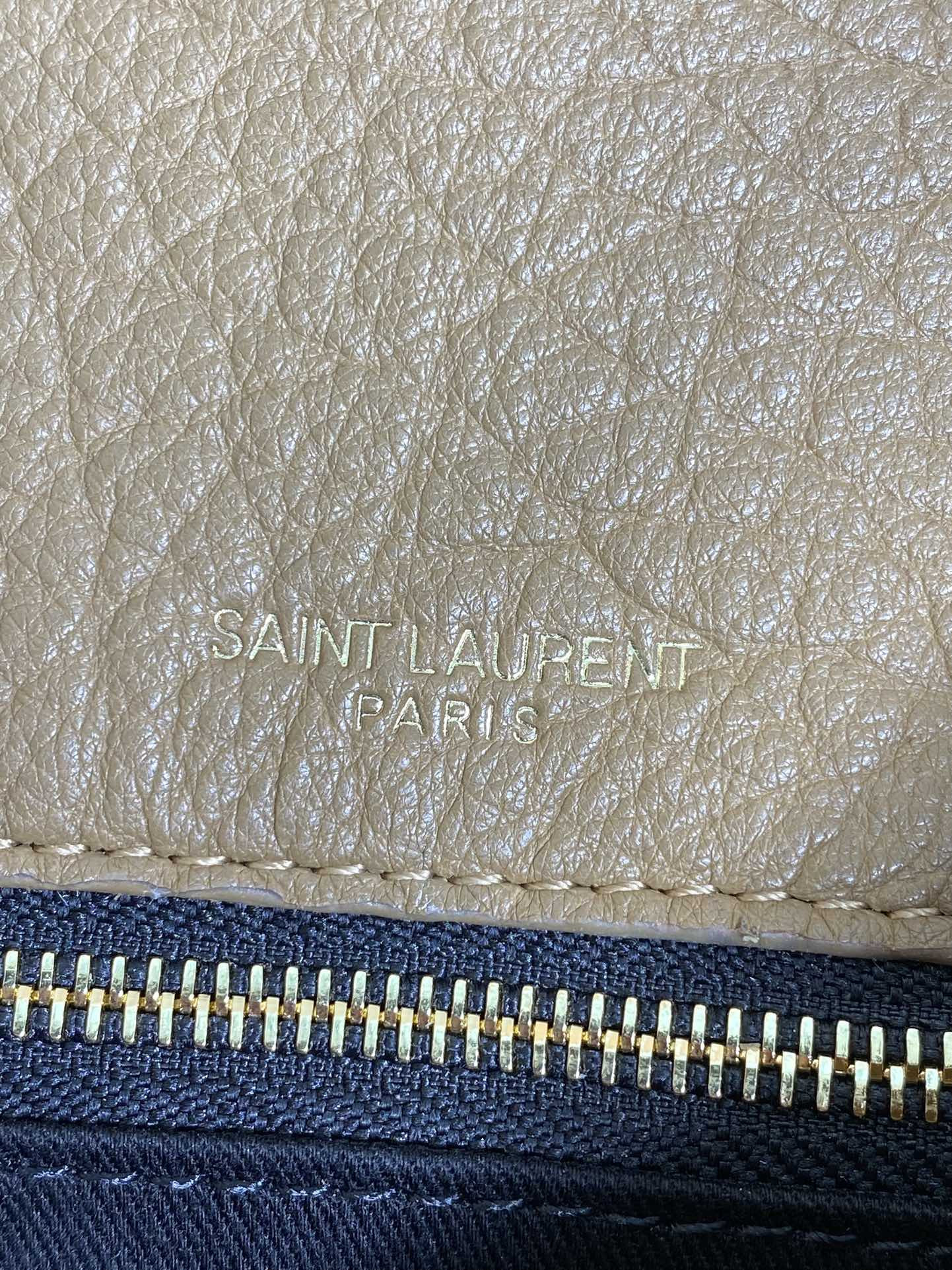 YSL CASSANDRE large envelope pouch in lambskin 29.5x18x4.5cm