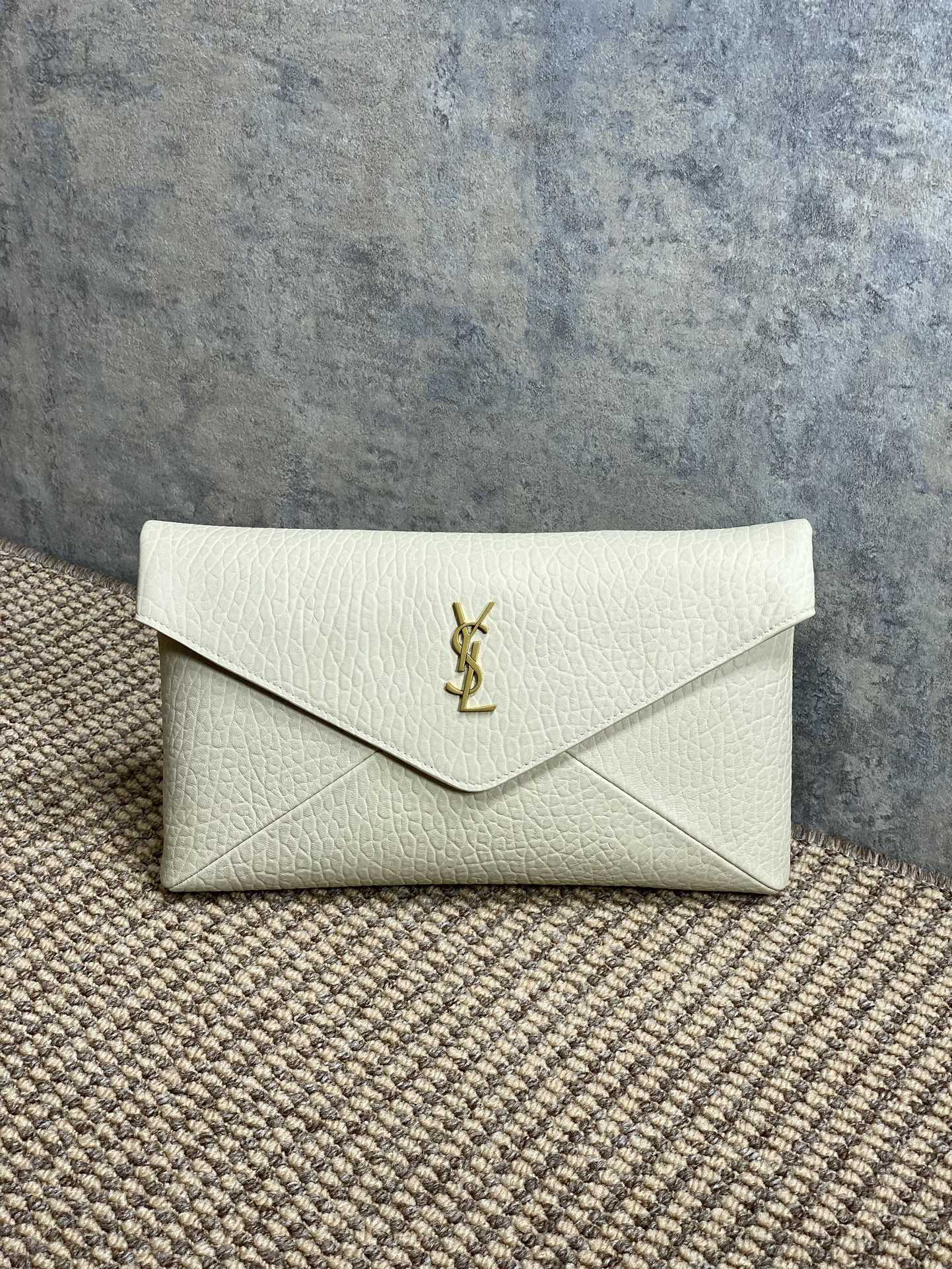 YSL CASSANDRE large envelope pouch in lambskin 29.5x18x4.5cm