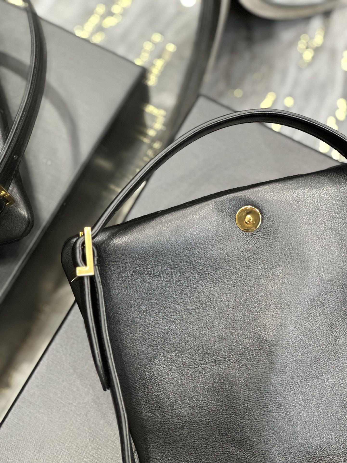 YSL LE 57 HOBO BAG 24×18×5.5cm