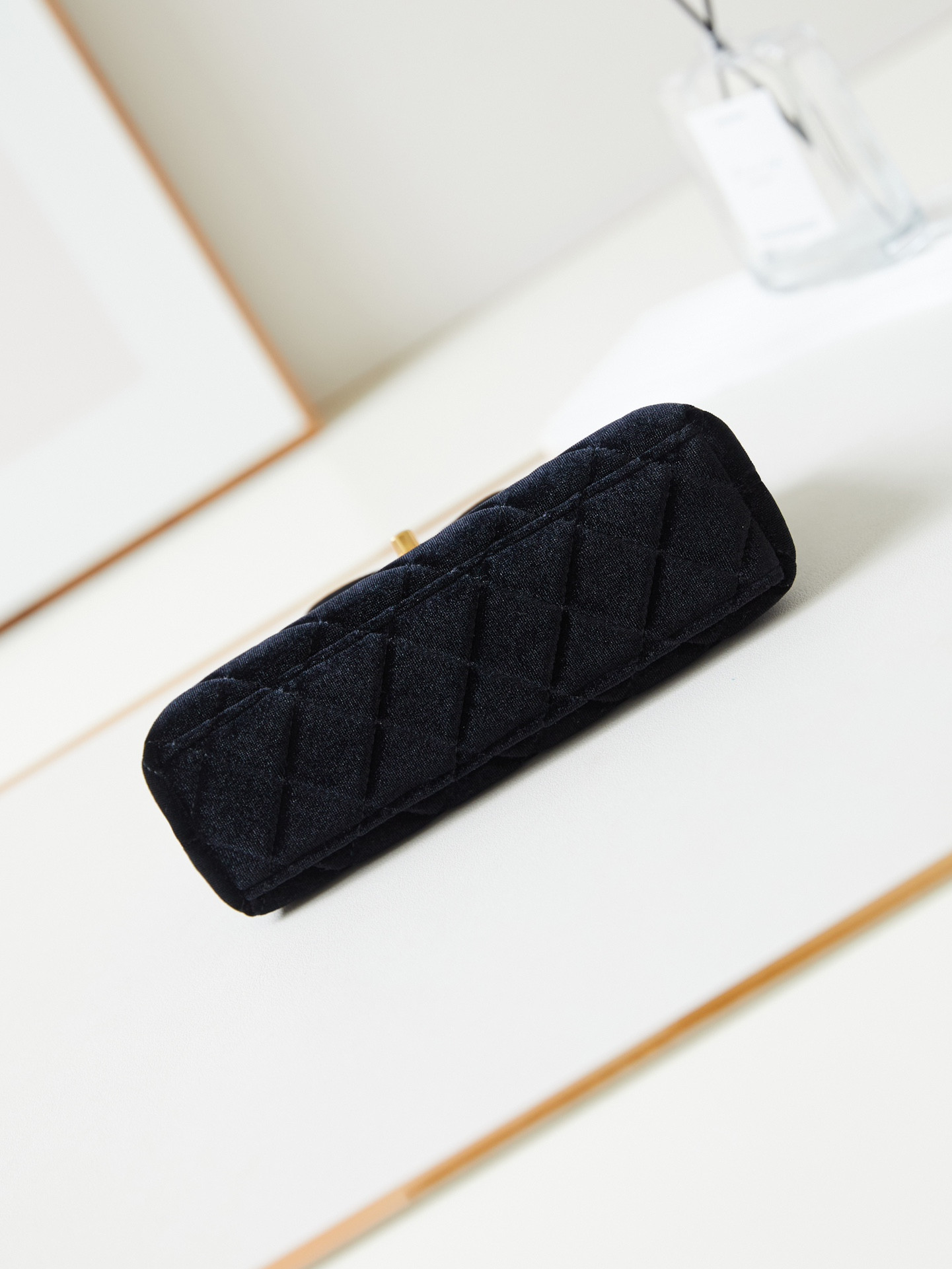 Chanel 24A Kelly 19x13x7cm