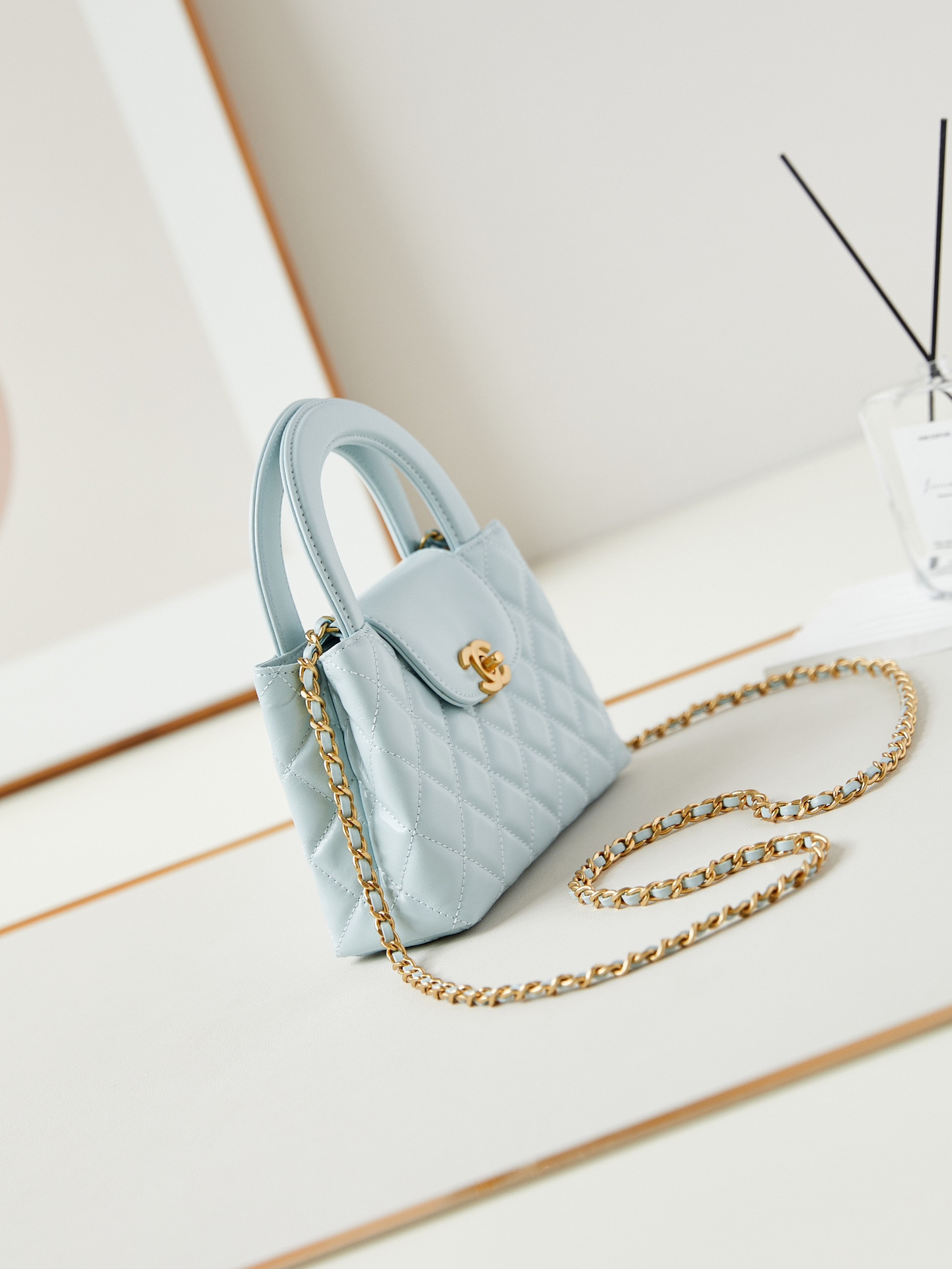 Chanel 23K Kelly 19x13x7cm