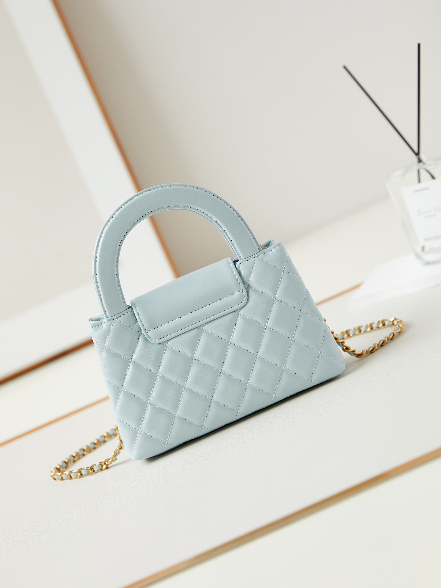 Chanel 23K Kelly 19x13x7cm