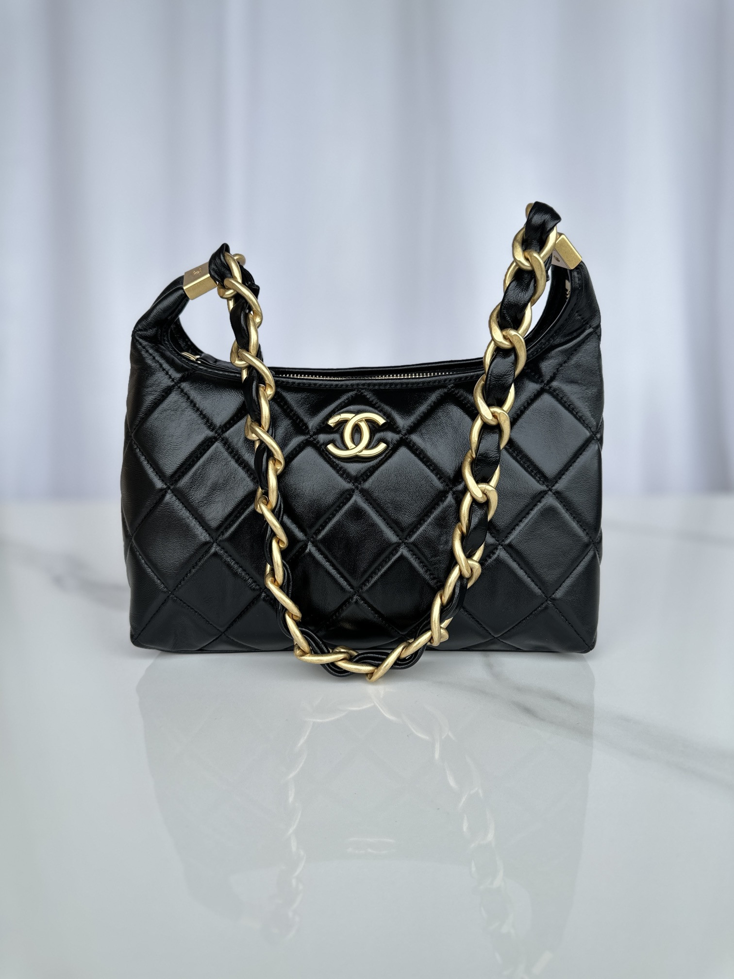 Chanel Hobo Handbag 30×35×9cm