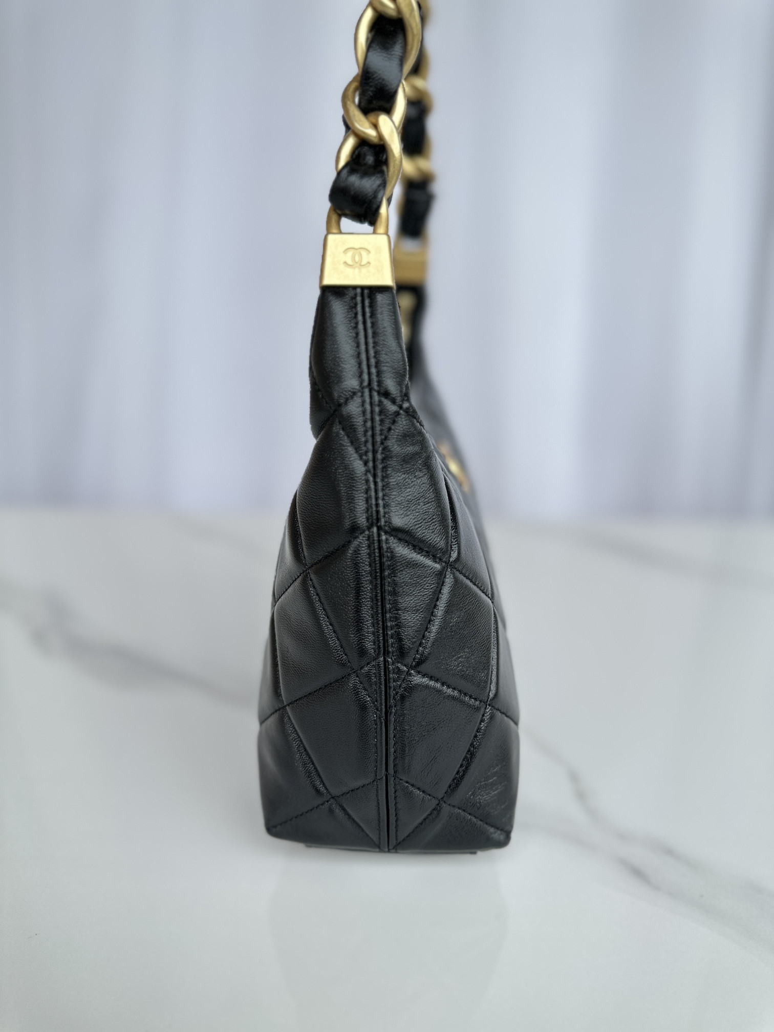 Chanel Hobo Handbag 30×35×9cm