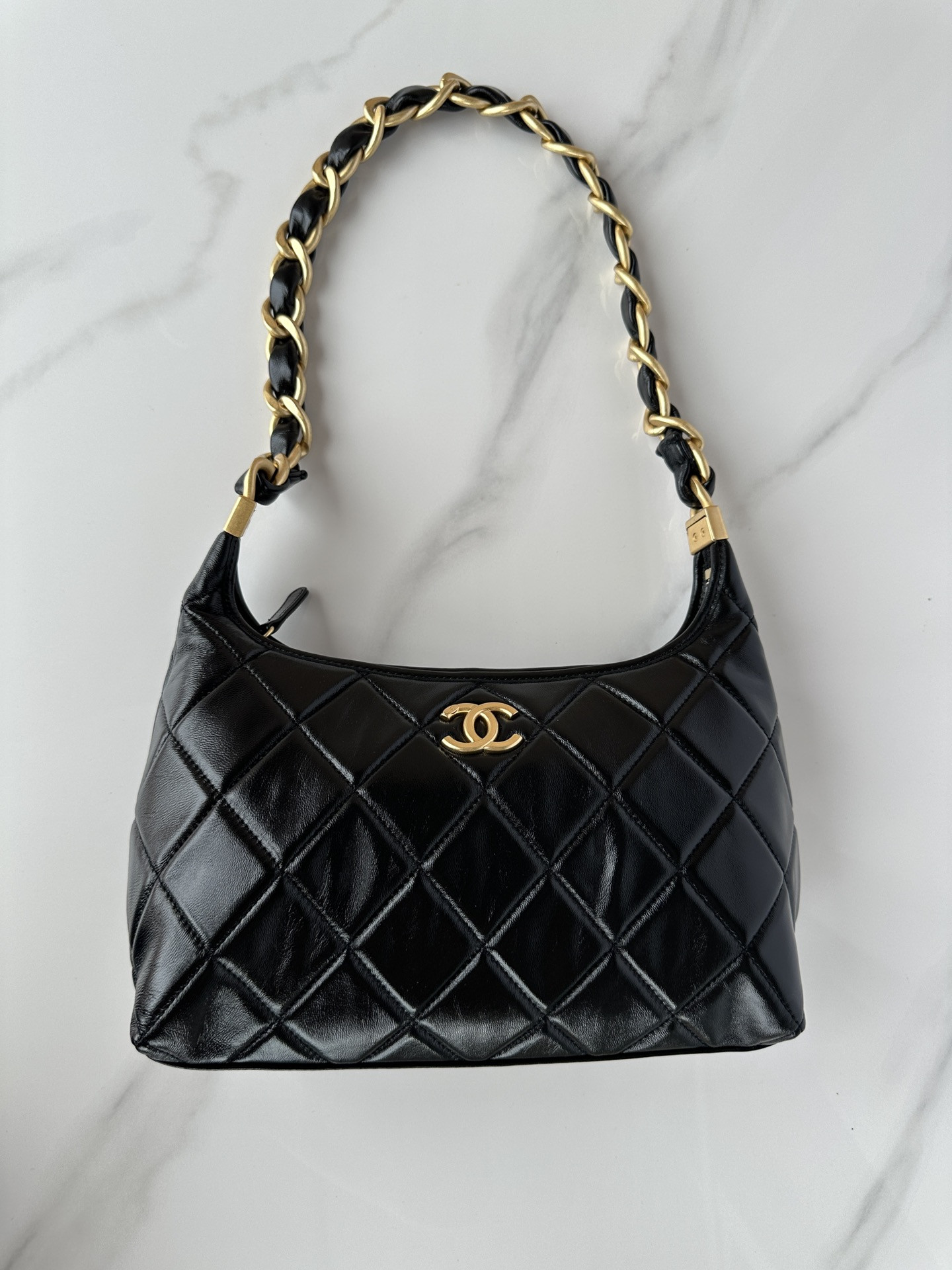 Chanel Hobo Handbag 30×35×9cm