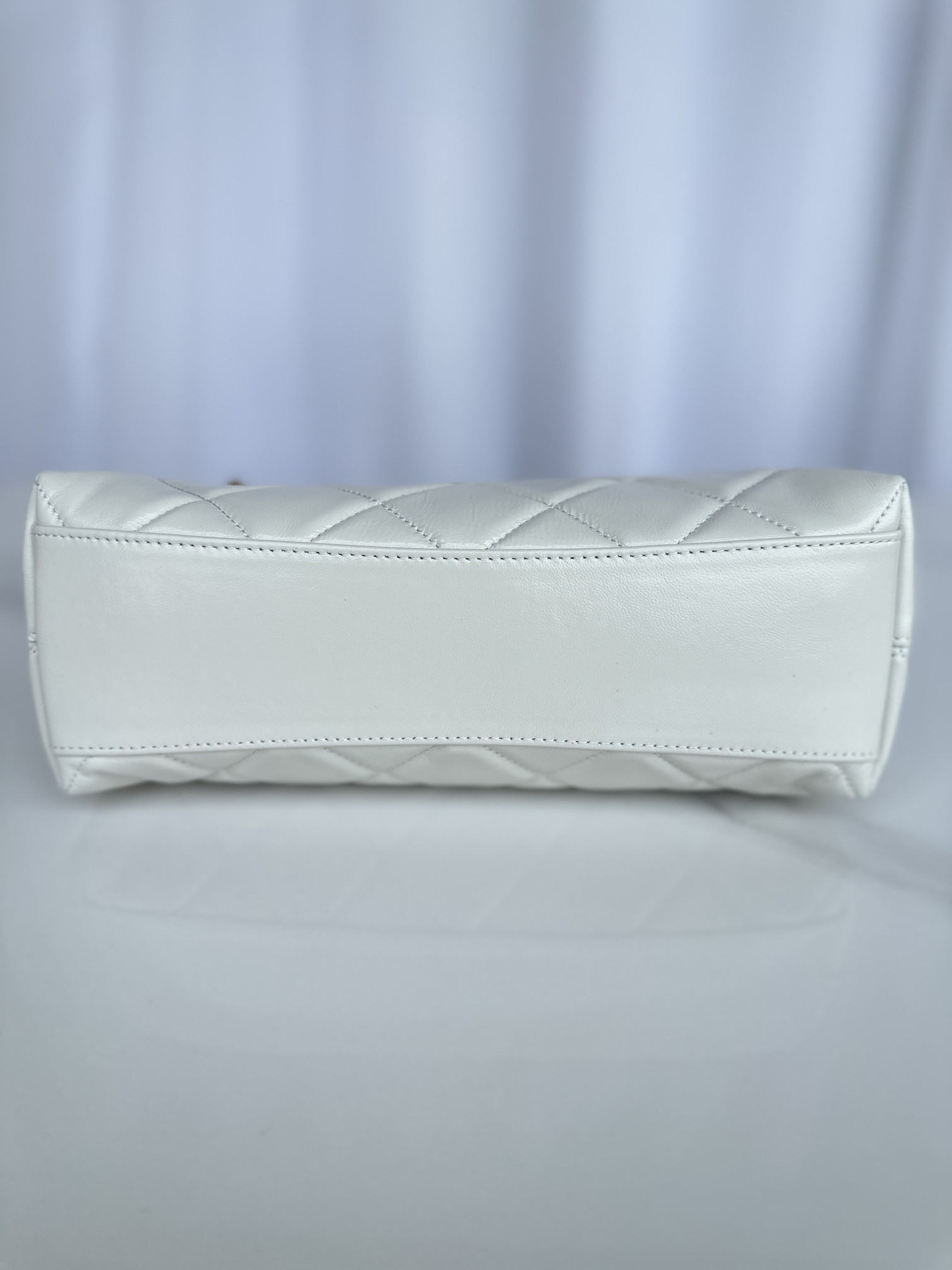 Chanel Hobo Handbag 30×35×9cm