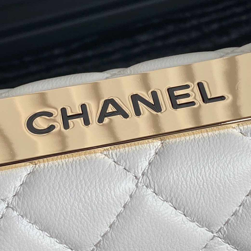 Chanel 24B trendy cc 18.5cm