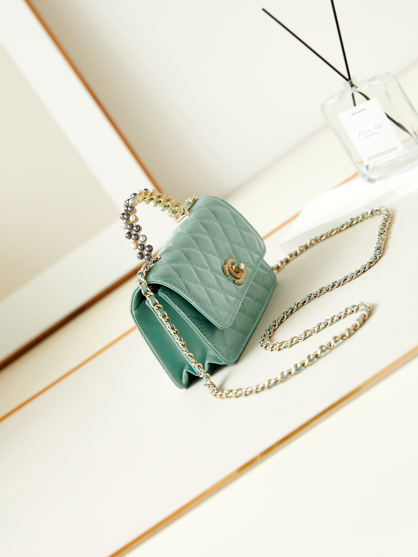 Chanel 24P woc CLASSIC WALLET ON CHAIN 11x18.5x6cm