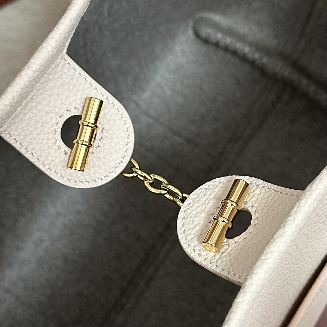 Loro Piana Small Ghiera Shopper 28x19x12cm