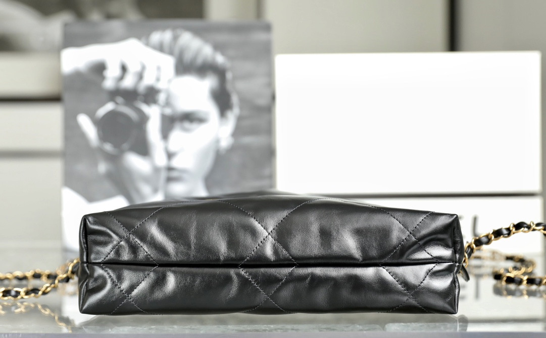 Chanel 22 Handbag Calfskin 29x34x10.5cm