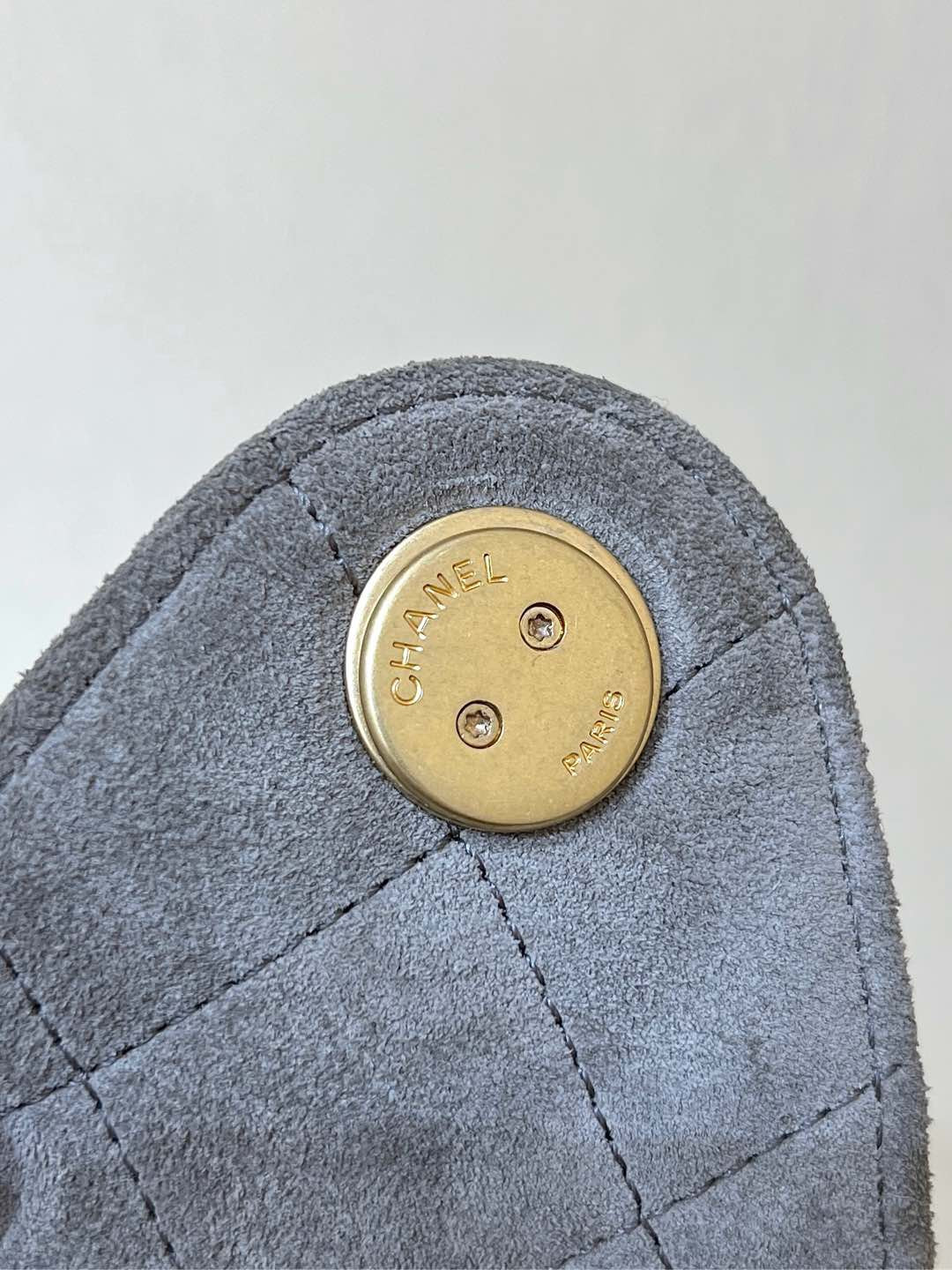 CHANEL 25C Bucket Bag 26x30x14cm