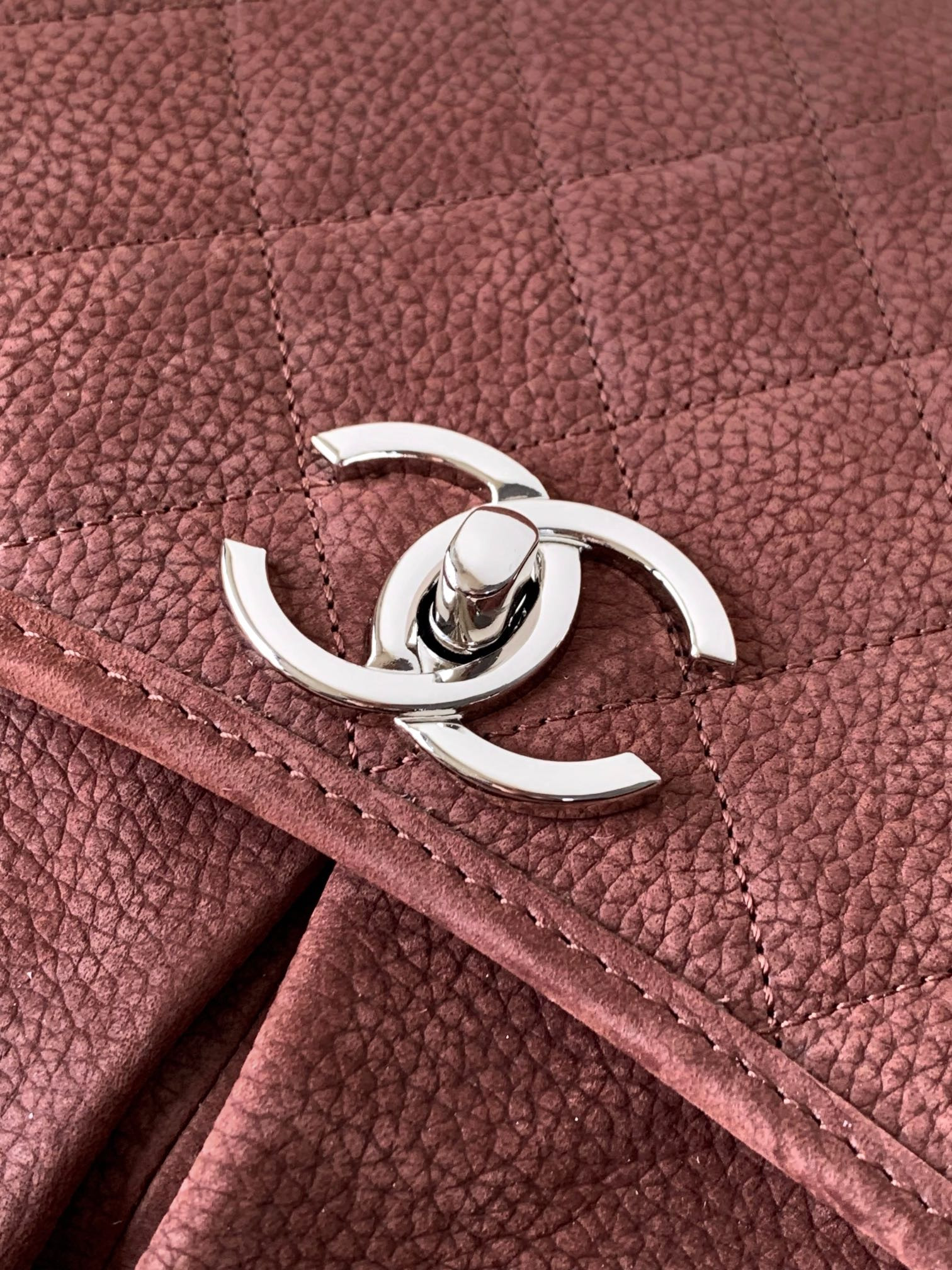 CHANEL Shopping Bag 34x25x10cm