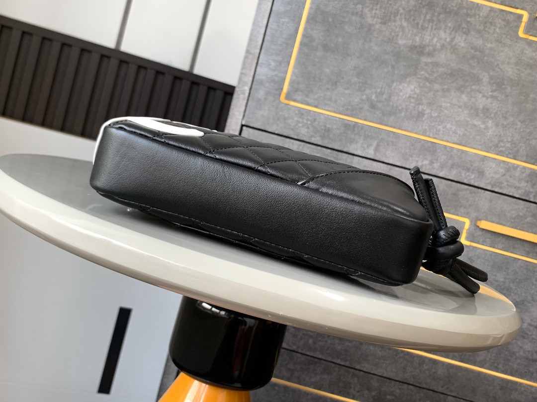 CHANEL Cambon Hobo Bag 20x12x3cm