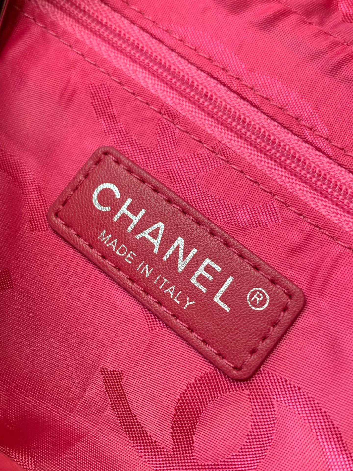 CHANEL Cambon Hobo Bag 20x12x3cm