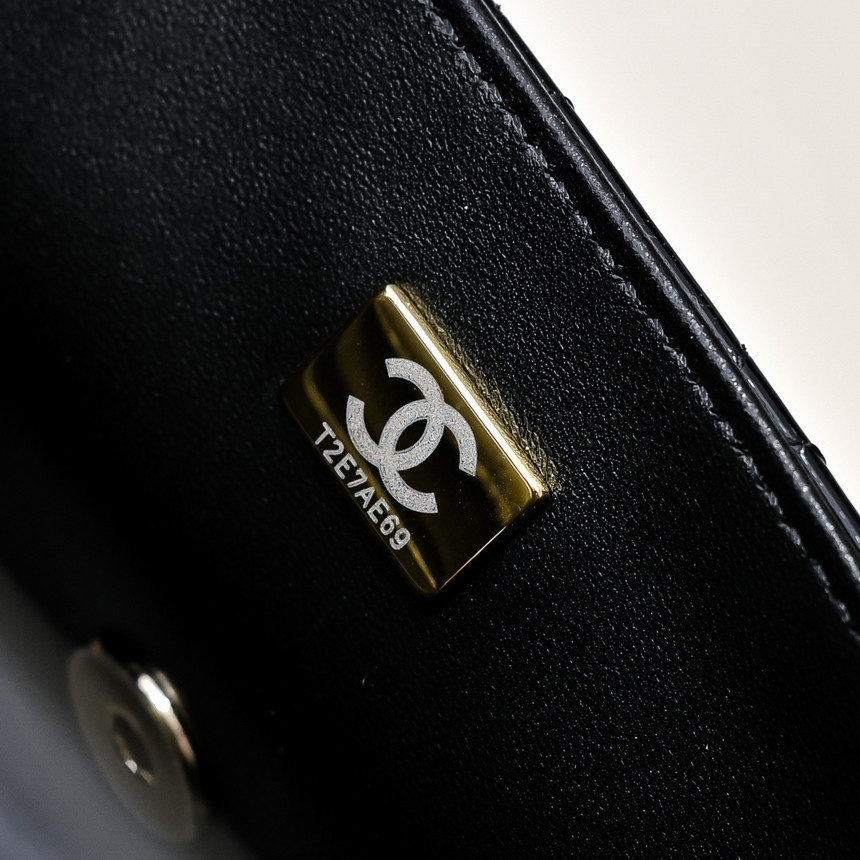 CHANEL Mini Classic Handbag With Top Handle 20x12x6cm