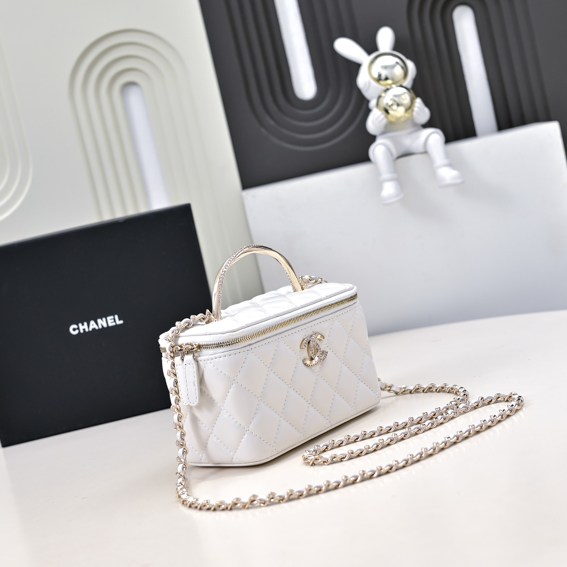 Chanel Clutch With Chain 17cm