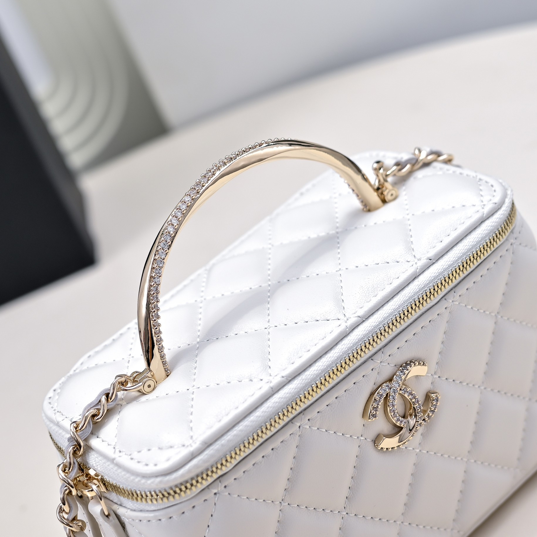 Chanel Clutch With Chain 17cm