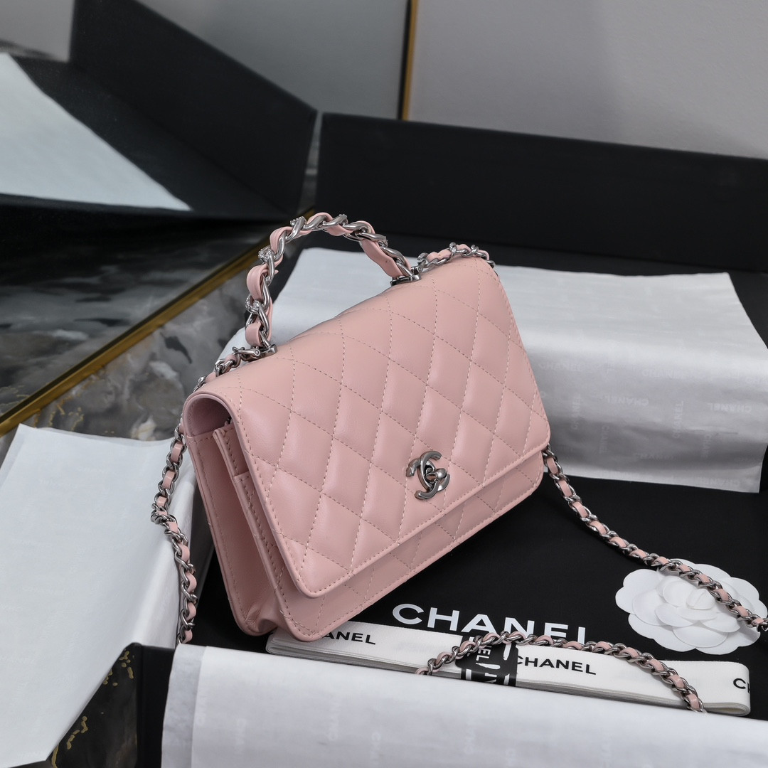 Chanel Clutch With Chain 19x12x3.5cm