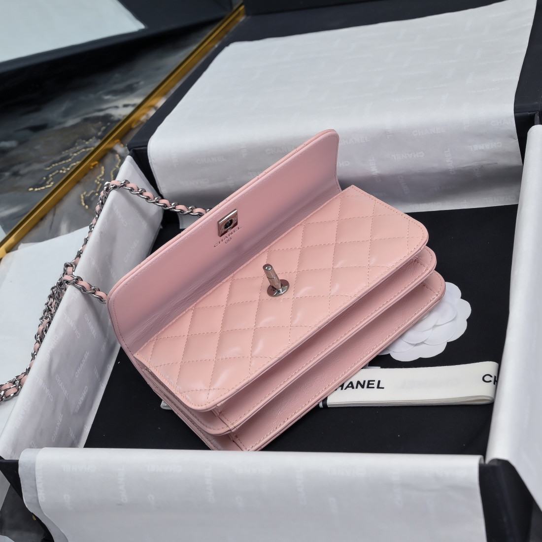 Chanel Clutch With Chain 18.5x11x6cm