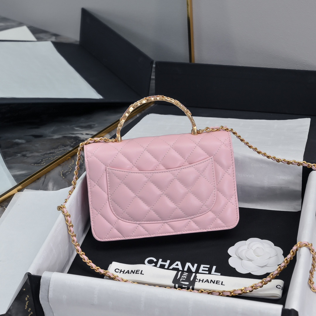 Chanel Clutch With Chain 19cm