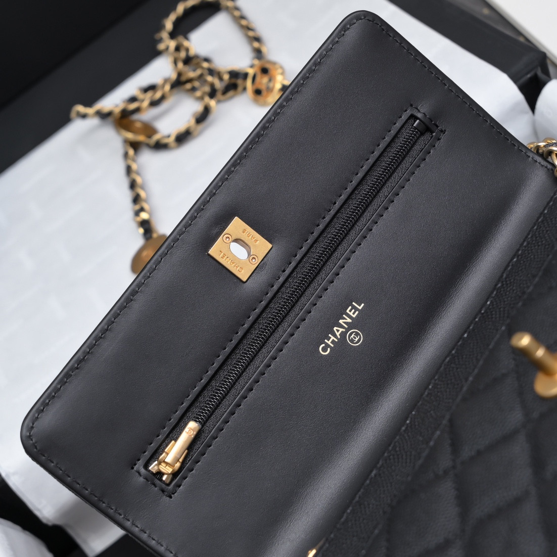 CHANEL WOC CLASSIC WALLET ON CHAIN 19cm