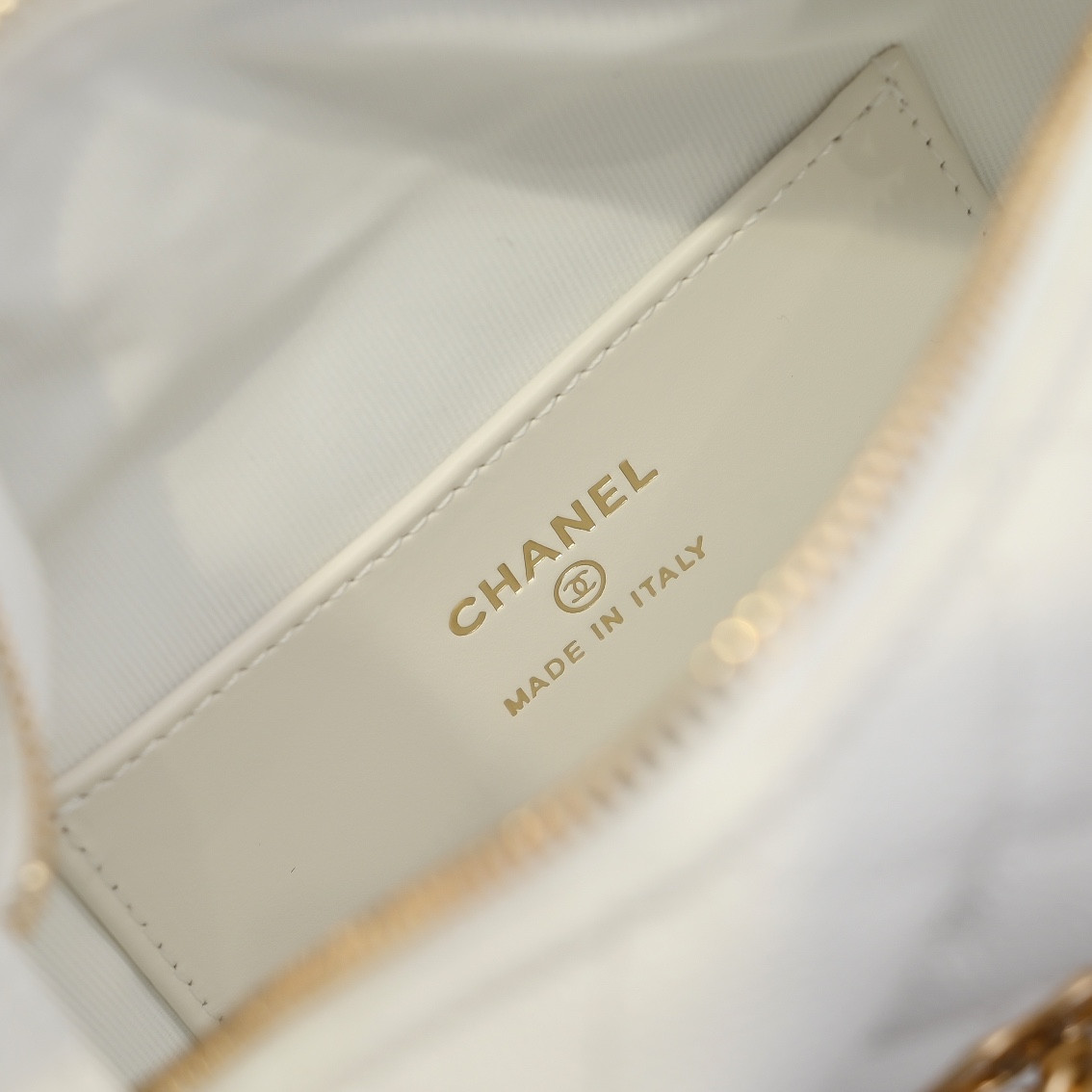 Chanel Clutch 18x17x8cm