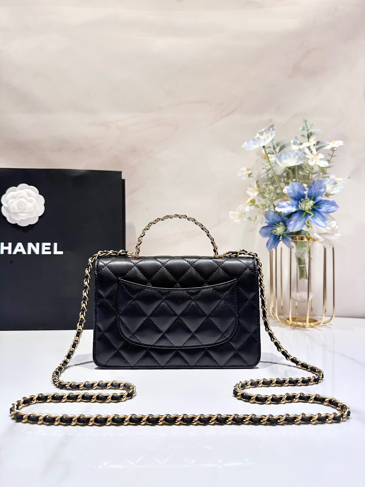 CHANEL WOC CLASSIC WALLET ON CHAIN 19cm